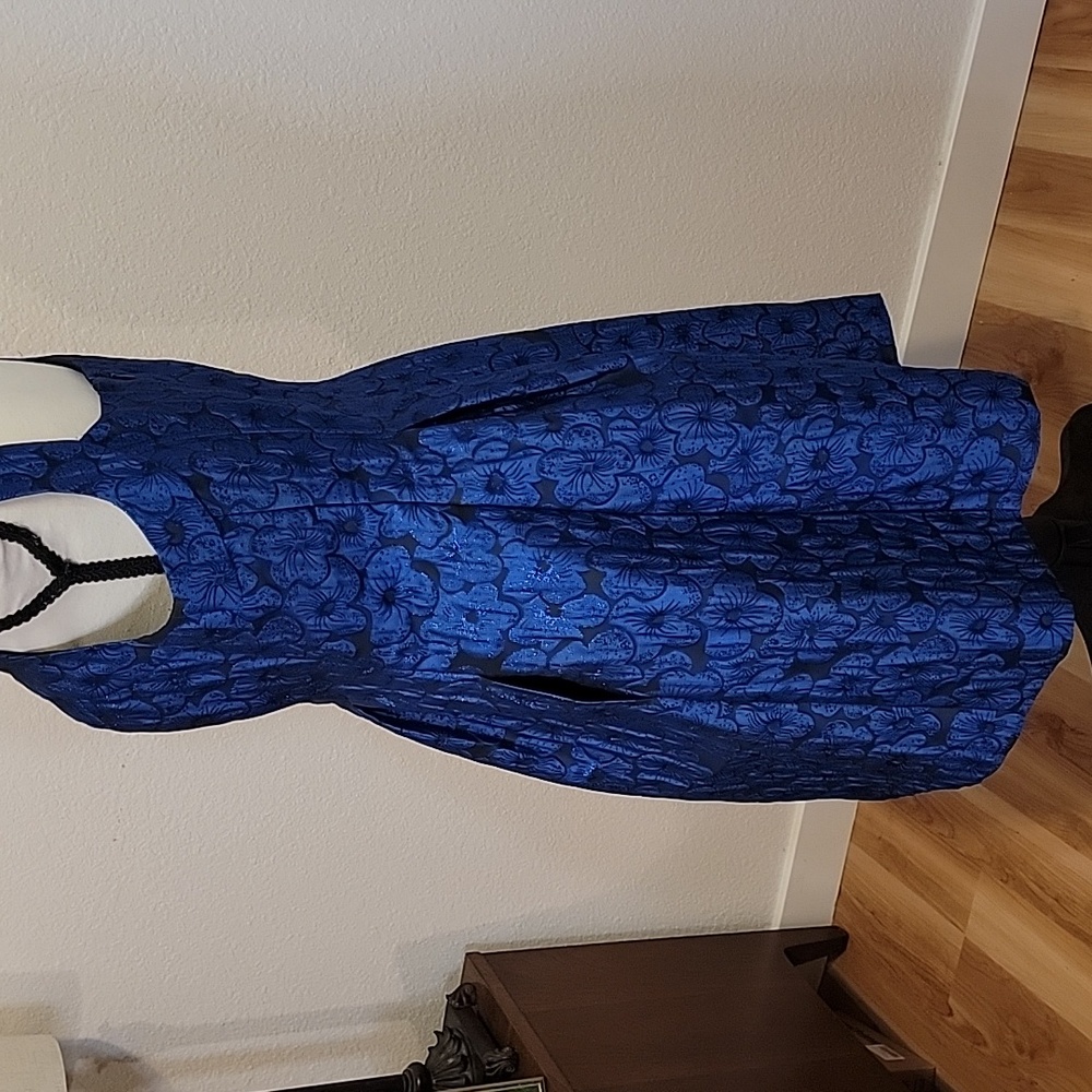 Nine West Sleeveless Dress Metallic Jaquard Fit Dress Sweetheart Neckline Sz 8 - Picture 3 of 8